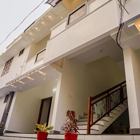 Shimano Square Guest House Варкала Екстериор снимка