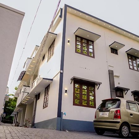 Shimano Square Guest House Варкала Екстериор снимка