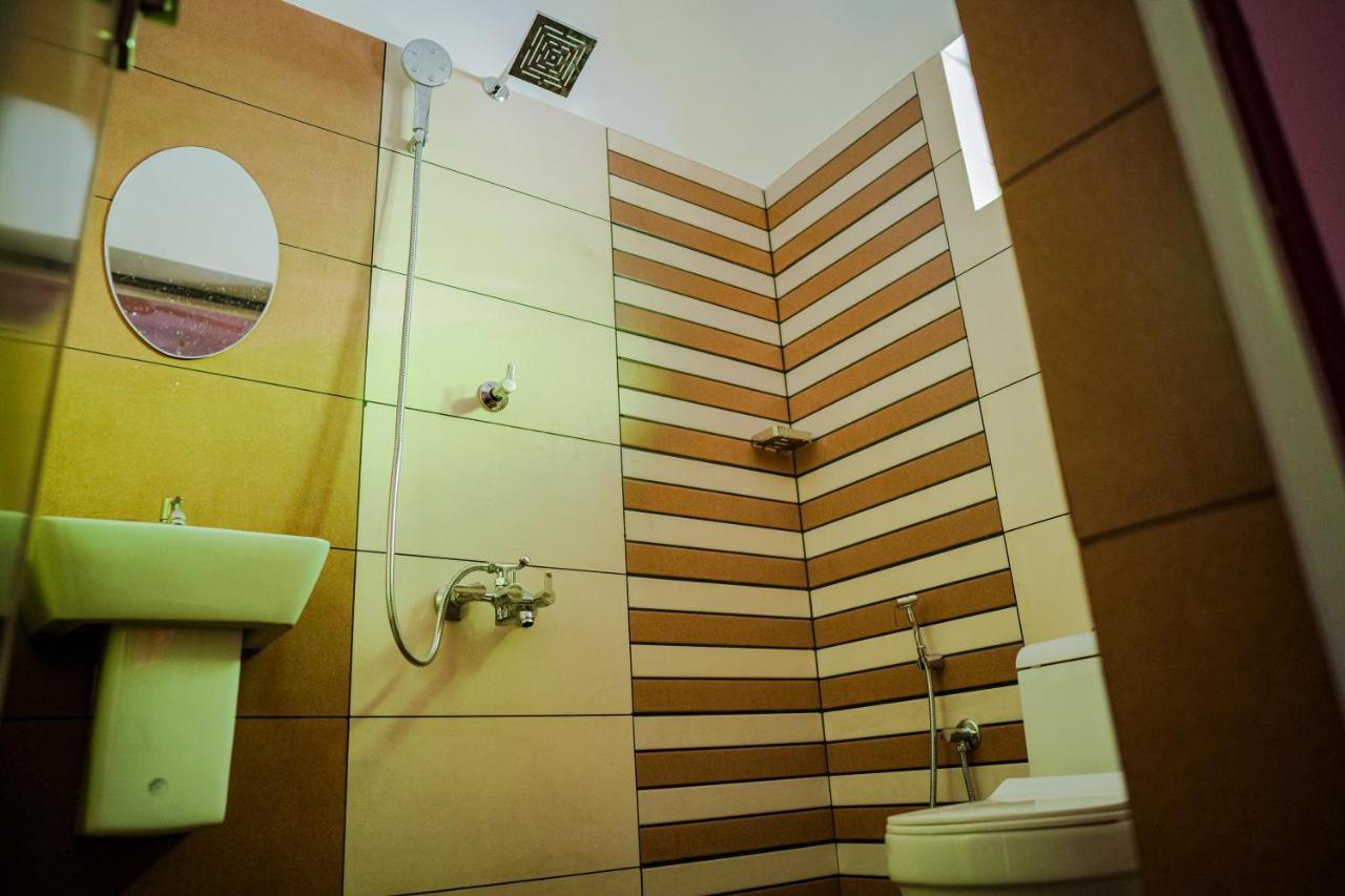 Shimano Square Guest House Варкала Екстериор снимка