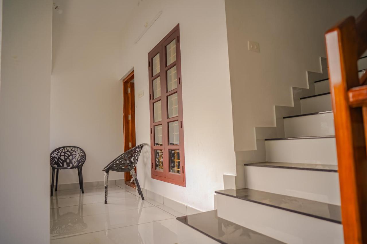 Shimano Square Guest House Варкала Екстериор снимка