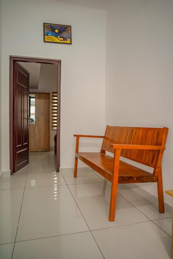 Shimano Square Guest House Варкала Екстериор снимка
