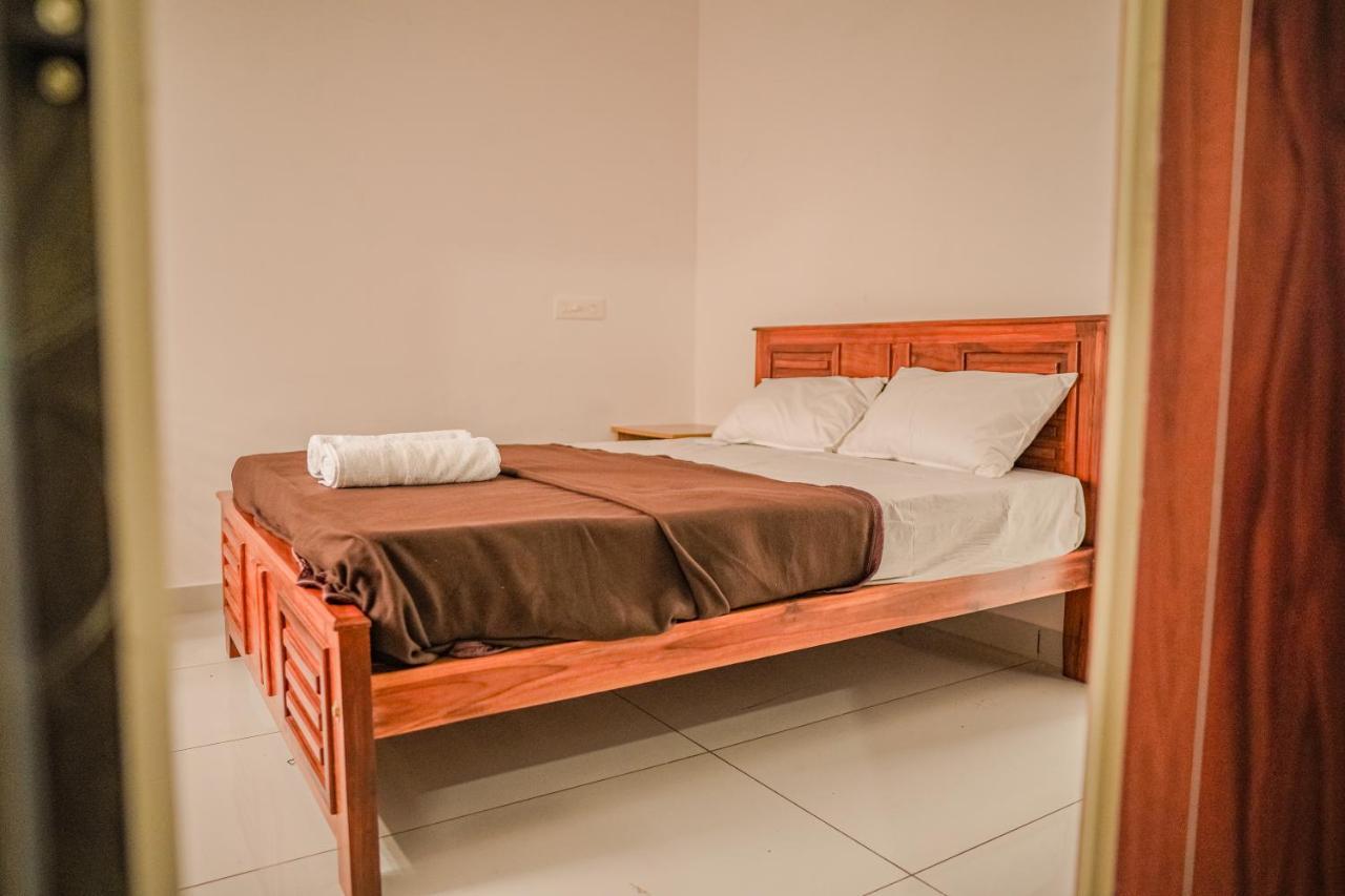 Shimano Square Guest House Варкала Екстериор снимка