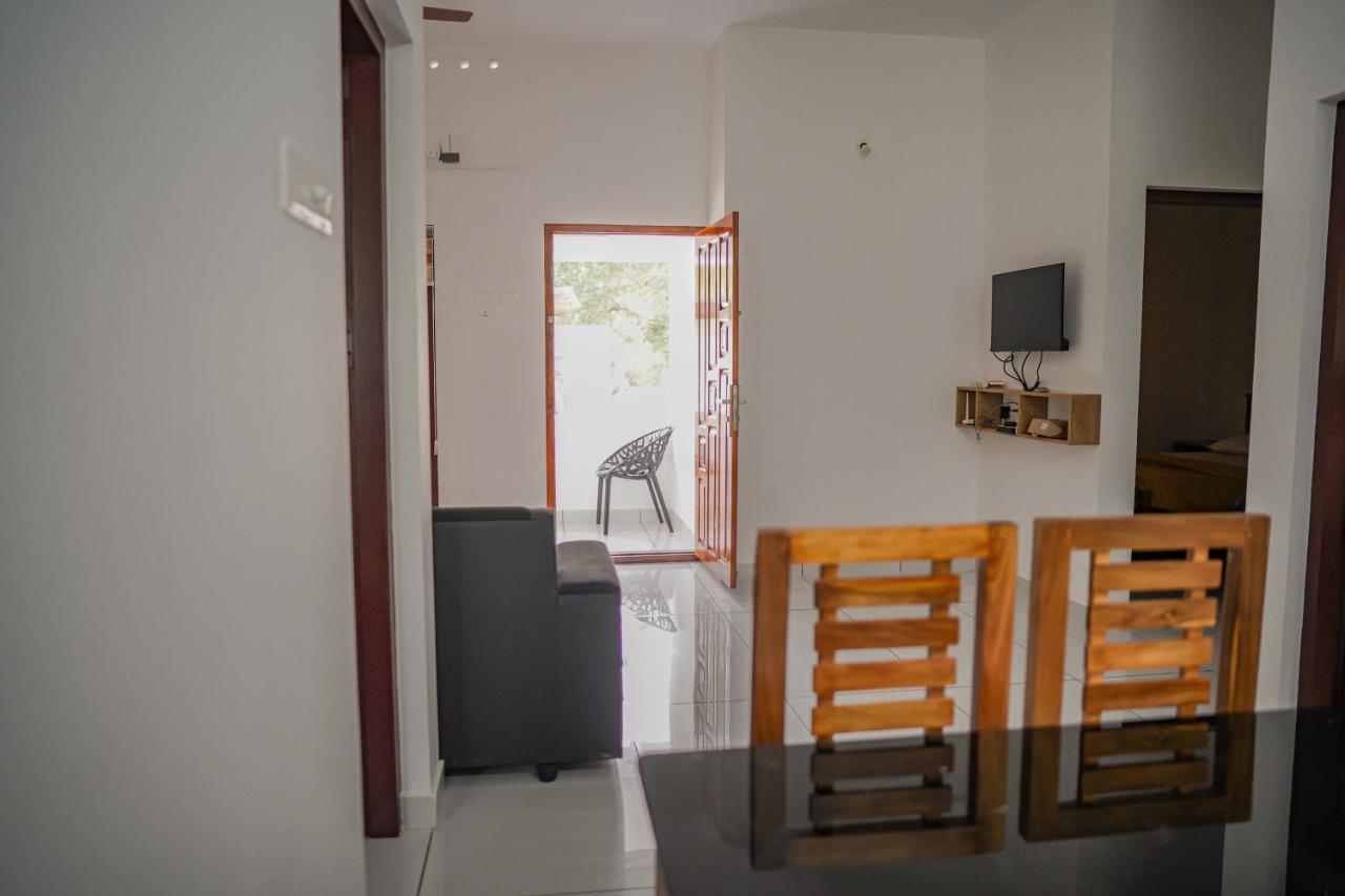 Shimano Square Guest House Варкала Екстериор снимка
