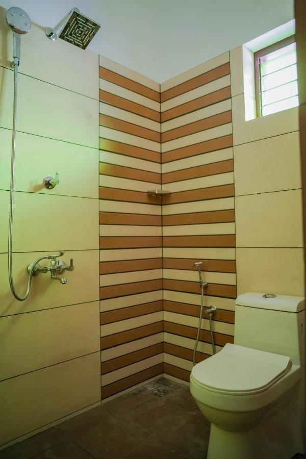 Shimano Square Guest House Варкала Екстериор снимка